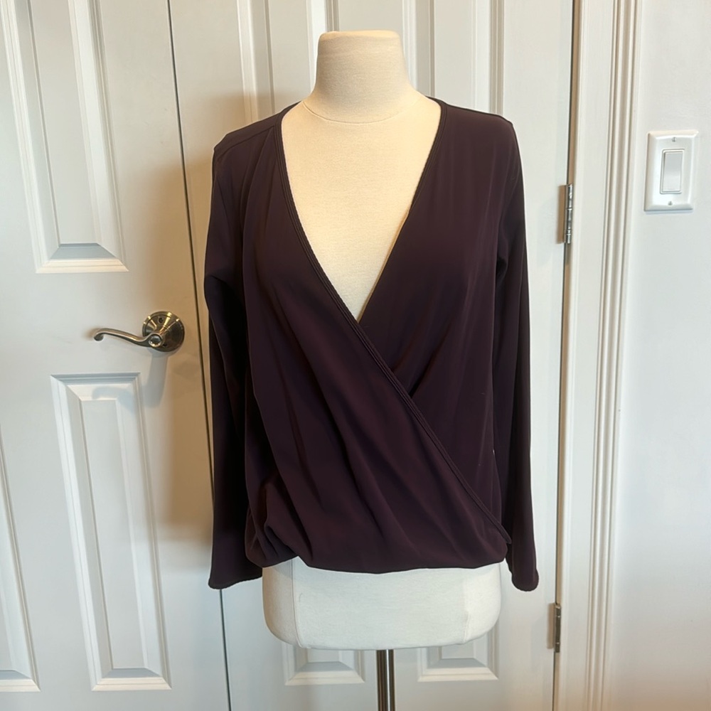 LULULEMON shirt